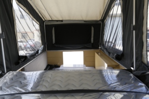 Nouvelle conception de caravane tout-terrain avec toit relevable, suspension indépendante, caravane <span class=keywords><strong>l</strong></span>égère de luxe pour expéditions 4x4 - Product Image 5