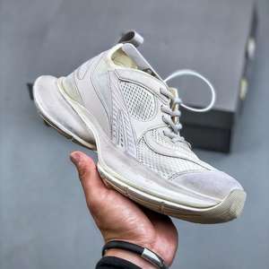 Zapatillas deportivas de malla para hombre de alta calidad, transpirables y ligeras, con personalización de logotipo de diseñador. - Product Image 4