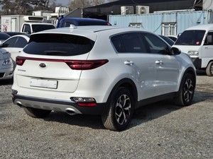 Sin Accidentes 2021 BLANCO Marca de Auto Coreana Sportage The Bold Auto SUV Diésel con Advertencia de Colisión Frontal, Llave Inteligente y Asistencia para Mantener la Línea de Conducción - Product Image 2
