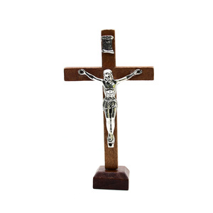 Cruz de Madera de Tierra Santa al por Mayor para Decoración de Mesa de Hogar e Iglesia Crucifijo de Jesús de Oración de Pie - Product Image 4