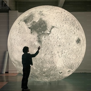 Décoration Lunaire Gonflable à Changement de Couleur LED, Grande Surface Photo pour Musée Scientifique/Événement Nocturne/Fête sur le Thème de l'Espace/Promotion - Product Image 1