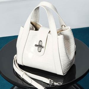 Nouvel Arrivage Sac Seau en Cuir Véritable Gaufré <span class=keywords><strong>Croco</strong></span> pour Femme, Sac Bandoulière à Fermeture Ouverte, Idéal au Quotidien - Product Image 6