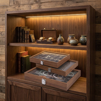 Vitrine de présentation en noyer gris foncé pour bijoux : bracelets, colliers, bagues, boucles d'oreilles