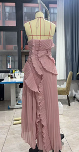 <span class=keywords><strong>Abito</strong></span> Casual in Chiffon di moda estivo con Design personalizzato <span class=keywords><strong>abito</strong></span> Casual arruffato sottile e all'americana elegante <span class=keywords><strong>abito</strong></span> da sera a pieghe lungo da discoteca - Product Image 4