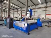 Vente flash Routeur CNC de style meuble GD-1325 1530 Routeurs à bois avec tête oscillante