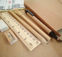 Set de papeterie multifonctionnel en bois pour crayons en carton Stylo à bille Taille-crayon Gomme Papier écologique Coffret cadeau