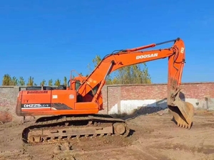 รถขุด 22.5 ตัน มือสองจากเกาหลี ราคาถูก รุ่น Doosan DH225LC-7 พร้อมเครื่องยนต์ เกียร์ และปั๊ม - อุปกรณ์หนัก - Product Image 3