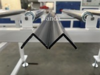 Machine d'extrusion de profilés PVC PE PP ABS à vis simple, ligne d'extrusion de coins en L PE, machine d'extrusion PP PS PET PE