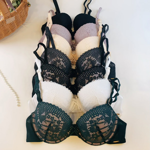 <span class=keywords><strong>Reggiseno</strong></span> Intimo da Donna Sexy in Pizzo Rosa, Morbido, Traspirante, con Effetto Push-Up Naturale, per Uso Quotidiano, in Vendita Online - Product Image 1