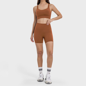 Conjunto Deportivo de Dos Piezas para Mujer S2010+DK067, Secado Rápido, Color Sólido, Espalda Descubierta, Top Deportivo Cruzado, Pantalones Cortos de Cintura Alta, para Gimnasio, Fitness, Yoga - Product Image 4