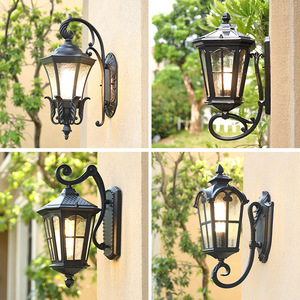 Lampe murale solaire extérieure en alliage d'aluminium noir, LED 2700K blanc chaud, IP65 étanche, diffuseur en verre trempé, 18 cm de haut, pour usage en jardin - Product Image 5