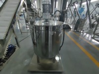 Ligne de traitement d'aliments pour animaux de compagnie Machine de fabrication d'aliments pour chats Extrudeuse d'aliments secs pour chiens Presse à froid Machine de fabrication d'aliments secs pour chats et chiens