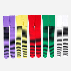 <span class=keywords><strong>Collant</strong></span> <span class=keywords><strong>a</strong></span> <span class=keywords><strong>Righe</strong></span> Rosse e Verdi Taglie Forti <span class=keywords><strong>a</strong></span> Vita Alta Elasticizzati per <span class=keywords><strong>Donna</strong></span> - Perfetti per Feste e Vacanze - Product Image 6