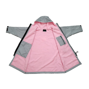 Abrigo de <span class=keywords><strong>baño</strong></span> impermeable personalizado para hombres y adultos, bata de parque de manga larga, diseño tropical moderno, chaqueta impermeable moderna antimicrobiana - Product Image 1