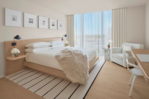 Juego de Dormitorio Moderno de Lujo para Hotel Hilton, Diseño de 5 Estrellas, Muebles de Madera Sólida para Apartamento, Muebles de Dormitorio para Hotel TheTampaEdition - Product Image 3