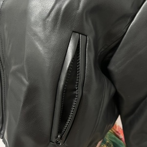 Z0058 - Nouveautés 2024 - Veste en cuir PU personnalisée pour l'automne - Veste courte à capuche noire pour femmes - Product Image 6