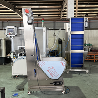 Machine de moulage par injection et d'assemblage en deux parties AL-BADAWI CO pour bouchons de bouteilles d'huile d'olive et emballage d'huile de cuisson
