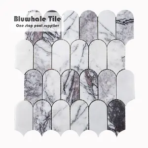 Bluwae 타일 공급 스파 수영장 프로젝트 워터젯 천연석 광택 깃털 모양 카라라 흰색 대리석 모자이크