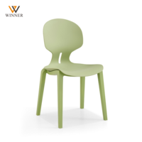Chaises de salle à manger modernes empilables en plastique PP, imperméables et portables pour salons, cafés, maisons, écoles