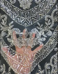 Luxury Trắng Bridal Hạt Tulle Ren Với Ngọc Trai Và Sequin Sáng Bóng Cho Phong Cách Châu Âu Bộ Sưu Tập HY1728-2