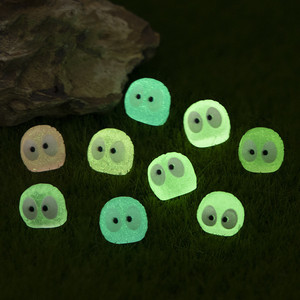 Piccoli modelli di animali per <span class=keywords><strong>il</strong></span> capodanno cinese Micro ornamenti di paesaggio in resina fatta da te con <span class=keywords><strong>gufo</strong></span> luminoso nero ventaglio di carbone - Product Image 4