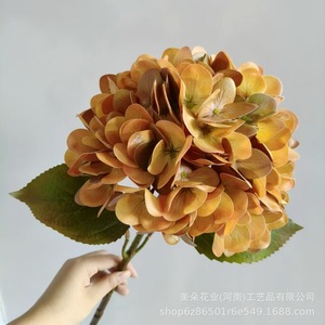 Hydrangea artificielle Meiduo Flower Industry, jaune-vert, pour décoration d'hôtel, arrangements floraux de mariage, aspect réaliste 3D. - Product Image 5
