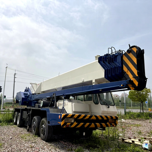Grue sur camion Tadano GT550E 55 tonnes, hauteur de levage 39m, moteur Nissan, occasion, bon état, avec pompe, boîte de vitesses et moteur. - Product Image 1