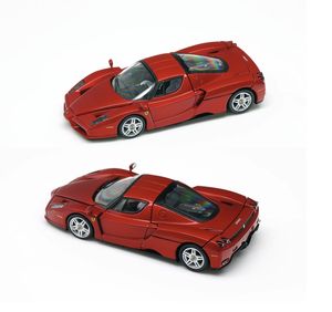 Modèle de roi 1:64 <span class=keywords><strong>Enzo</strong></span> métal rouge, ouvrable couvert, ornement de modèle de voiture en alliage authentique - Product Image 1