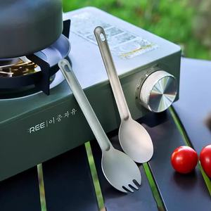 Cuchara y tenedor de titanio puro personalizado para Hpusehold Camping, juego de cuchara portátil fácil de limpiar, accesorios de <span class=keywords><strong>cocina</strong></span> - Product Image 5