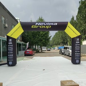 Gapura Tiup Udara Personalisasi untuk Garis Start Finish, Inflatable Iklan dengan Spanduk Sponsor untuk Lomba Lintas Alam - Product Image 1