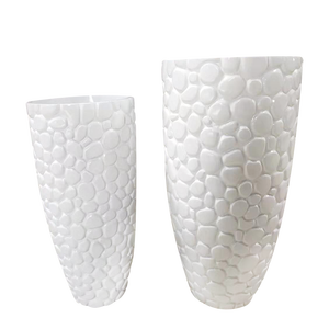 Pots de plantes en fibre de verre de grande taille, style européen, sculptés à la main, légers, résistants et durables, très demandés pour la plantation en jardin et à la maison - Product Image 1