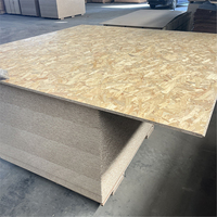 Panneaux de flocons Osb2 Osb3 Osb4 pour la construction extérieure 4x8 tartes avec surface finie d'épaisseur 12mm 14mm 18mm