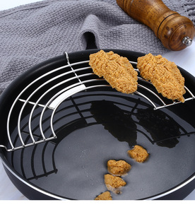 Filtre à huile de cuisson semi-circulaire en acier inoxydable de qualité alimentaire avec grille de drainage pour tempura et aliments frits - Product Image 3
