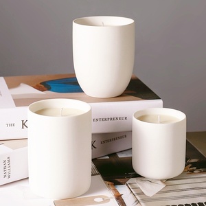 Cylindre fantaisie 8oz 10oz conteneur de bougie pots en porcelaine blanche récipients de bougie de noël bougeoir en céramique vide - Product Image 5