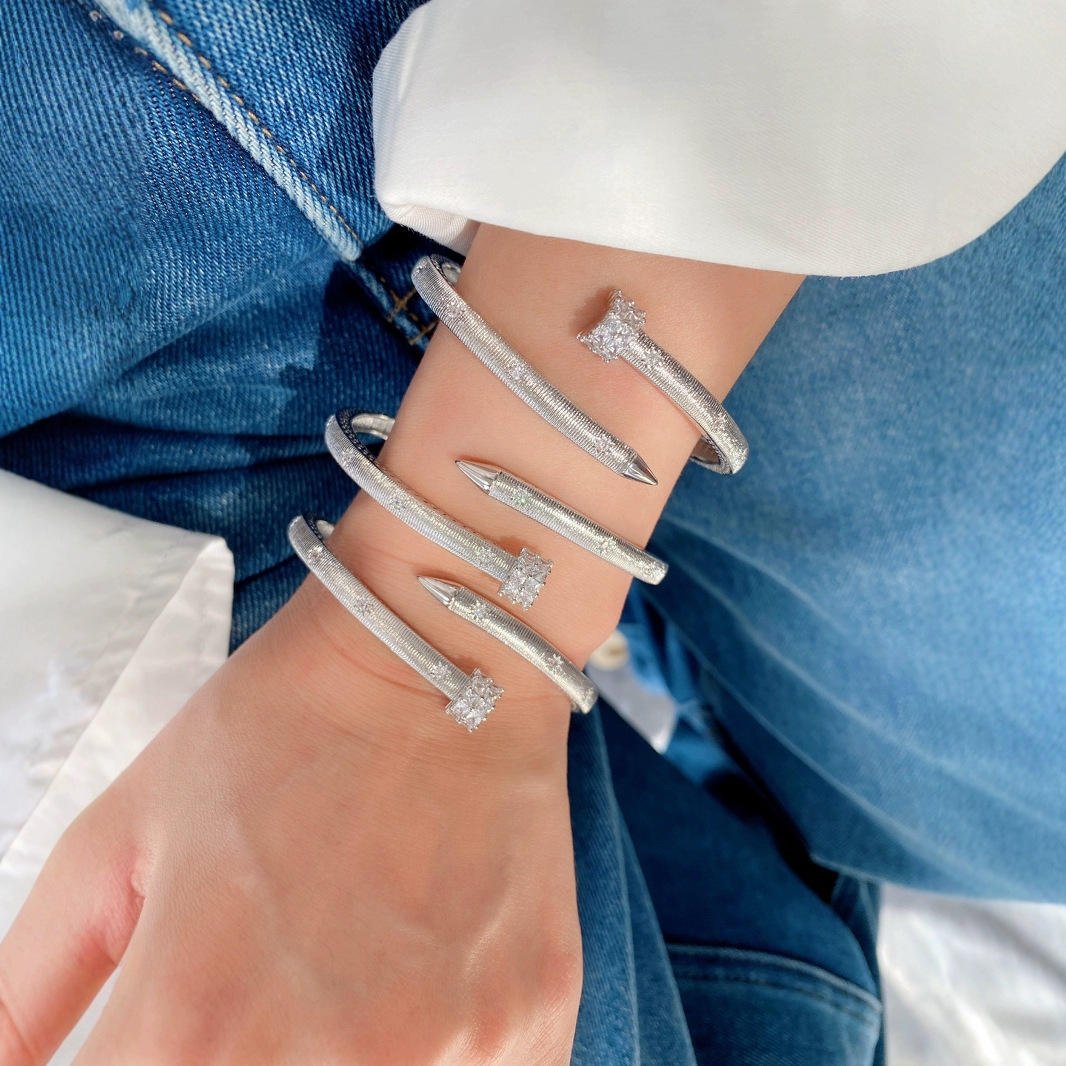 Minimalist Nail Bracelet 18k Gold Plated Bracelet with Diamond