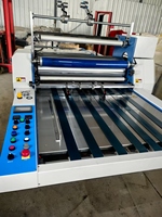 Machine à plastifier semi-automatique 95% neuve/Presque neuve