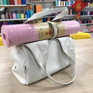 Sac <span class=keywords><strong>de</strong></span> sport imperméable pour <span class=keywords><strong>professeur</strong></span> <span class=keywords><strong>de</strong></span> <span class=keywords><strong>yoga</strong></span>, taille personnalisée, porte-tapis <span class=keywords><strong>de</strong></span> <span class=keywords><strong>yoga</strong></span> en cuir durable - Product Image 3
