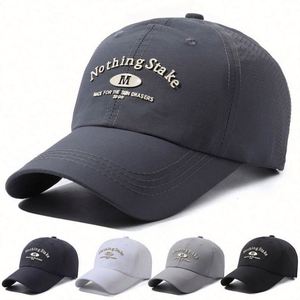 Gorra Deportiva Personalizada con su Logotipo, 6 Paneles, 100% Poliéster, con Orificios Cortados a Láser, Letras y Logotipo Bordados - Product Image 1