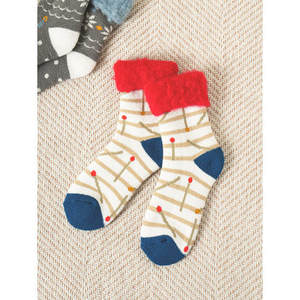 Calzini invernali alla caviglia modello cartone animato monouso antiscivolo Spandex poliestere taglia unica attività sportiva quotidiana disponibile bianco rosso - Product Image 1
