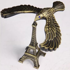 Xmas Gift Ideas Her: 5 Thoughtful Weighted Gravity Decor Picks