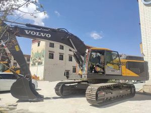Excavadora de cadenas Volvo EC380 usada de fábrica, 39 toneladas, en excelentes condiciones con motor, transmisión y componentes principales, modelo 2020 - Product Image 5