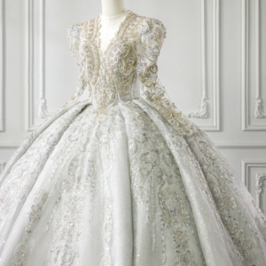 Ophelisa Abito da Sposa di Lusso Stile Principessa <span class=keywords><strong>Argento</strong></span> Scintillante Maniche Lunghe Scollo a V Ricamato in Pizzo con Fiori Cristalli e Applique - Product Image 3