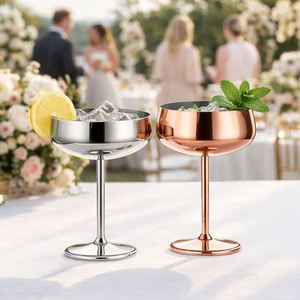 Verre à martini en métal incassable plaqué or à large bord de 350 ml en acier inoxydable avec logo personnalisé pour bar et fête - Product Image 5