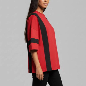 T-shirt ample pour femme, col rond, coloris rouge et noir, manches trois quarts, coupe décontractée, en coton tricoté, style décontracté, 140 g/m² - Product Image 2