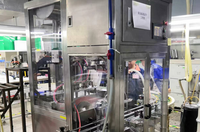 Remplisseuse automatique multi-têtes pour liquides |   Machine de remplissage de précision pour la production industrielle, équipement de remplissage d'huile automobile