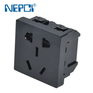 NEPCI工厂250V 16A 45 * 45毫米中国五孔插座XJY-QB-44中国插座模块，用于墙壁插座或地板盒