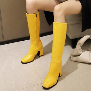 Bottes hautes pour femmes à bout carré, talon épais, avec fermeture éclair latérale, grande taille 45, effet miroir simple, pour dames - Product Image 1