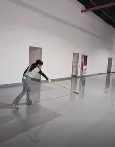 Revêtement liquide époxy texturé durable pour sols en béton avec application facile au pinceau, <span class=keywords><strong>peinture</strong></span> décorative pour sols - Product Image 4