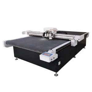 Rongchi CNC Digital Cutter Hot Selling Model for Textiles Functional Cloth Cutting Machine with Vibration Knife