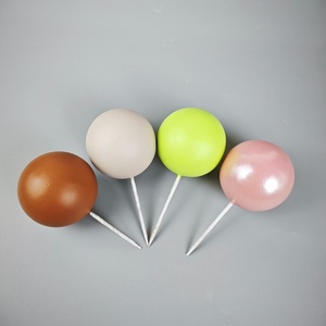 Décoration de gâteau en gros : Boules artificielles multicolores (or, argent, rose, bleu) pour gâteaux d'anniversaire et pâtisseries - Product Image 1